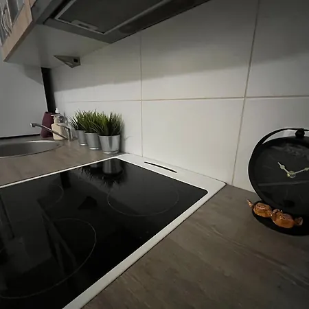 Laura Comfy Kappeli 8-2 Near Airport, Next To The Bus Station