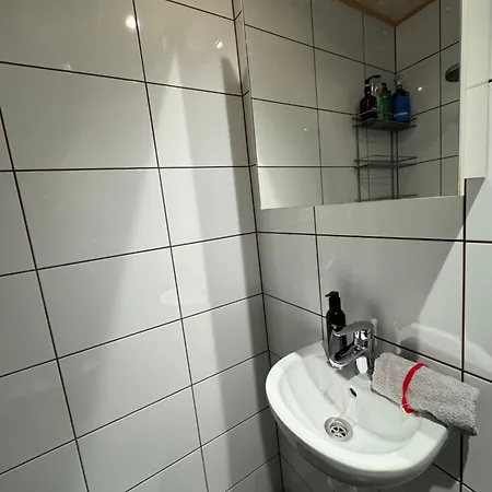 Laura Comfy Kappeli 8-2 Near Airport, Next To The Bus Station