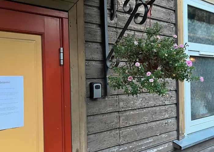 Laura Comfy Kappeli 8-2 Near Airport, Next To The Bus Station Appartement Tallinn