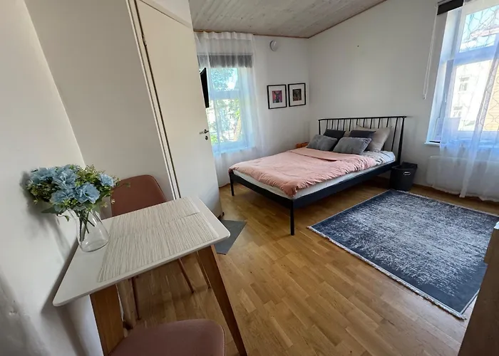 Laura Comfy Kappeli 8-2 Near Airport, Next To The Bus Station Appartement Tallinn