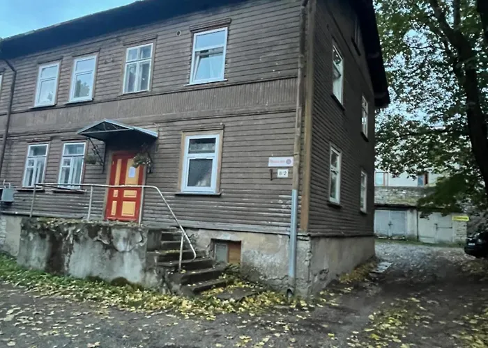 Laura Comfy Kappeli 8-2 Near Airport, Next To The Bus Station דירה *